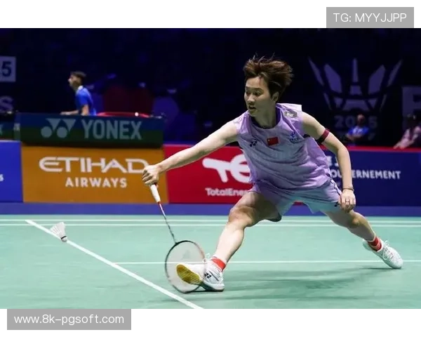 世锦赛女单半决赛现医疗暂停 陈雨菲带伤坚持完赛 世锦赛女单半决赛现医疗暂停 陈雨菲带伤坚持完赛